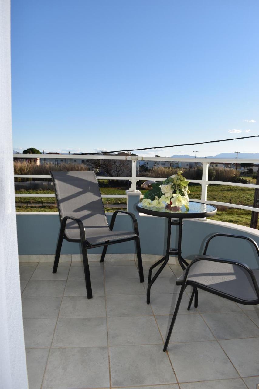 מיתיקאס Dionisos Hotel מראה חיצוני תמונה
